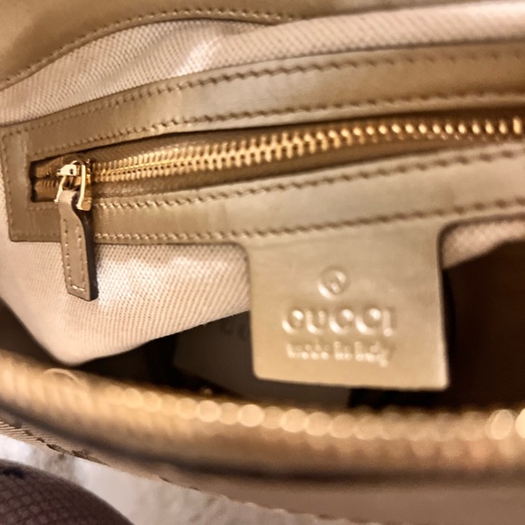 Gucci Mayfair two way tote bag🔥 - Picture 6 of 8